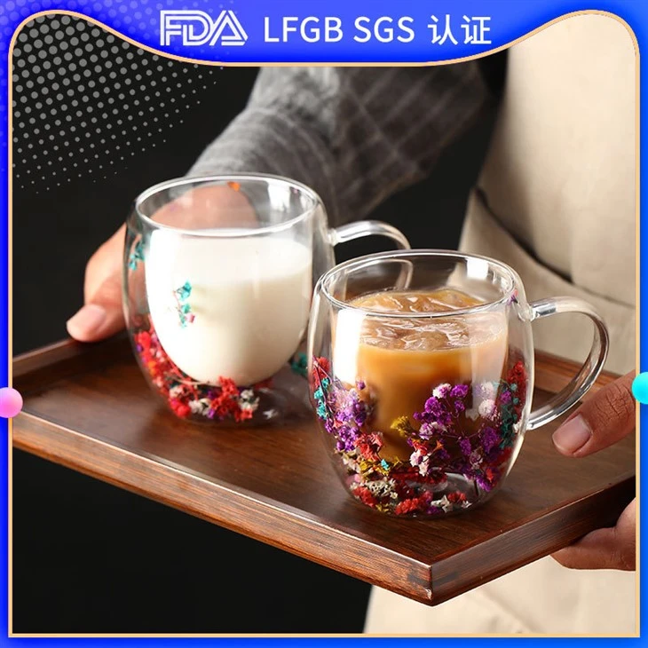 Double Wall Glass Mug With Dried Flower Design
